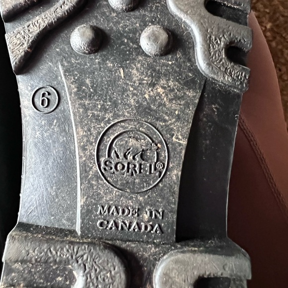 Women's Sorel Purple Winter snow Boots with illuminate Sz 6 Waterproof. - Picture 8 of 16